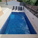 Tango I Villa Trogir